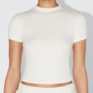 Khy NWT womans Classic White baby t shirt Top size L